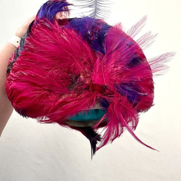 Vintage Jack McConnell Boutique Feathered Hat Wool Red Black Sparkle 50s 60s main image 5